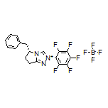 (R)-5-Benzyl-2-(perfluorophenyl)-6,7-dihydro-5H-pyrrolo[2,1-c][1,2,4]triazol-2-ium Tetrafluoroborate