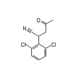 2-(2,6-Dichlorophenyl)-4-oxopentanenitrile