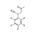 4-Oxo-2-(perfluorophenyl)pentanenitrile