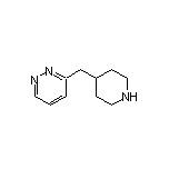 3-(4-Piperidylmethyl)pyridazine